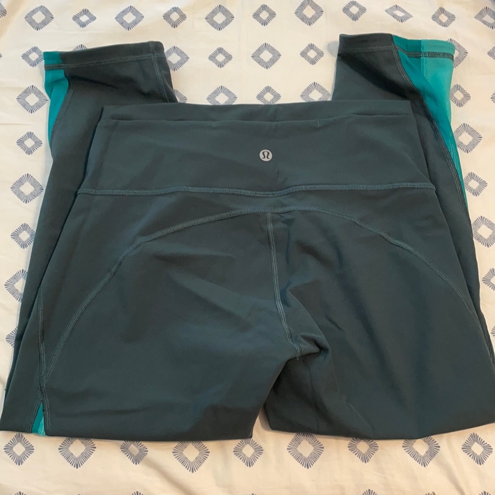 Lululemon crop leggings